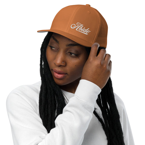 Abide Closed-back trucker cap - White