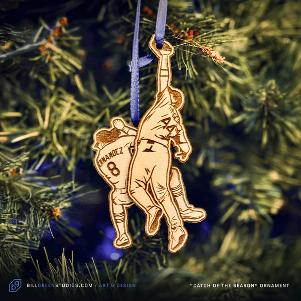 Kiké vs Pages Ornament